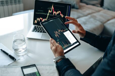 XRP, Ethereum Classic, EOS Price Analysis