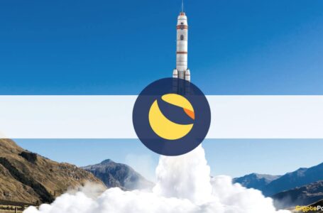 Bitcoin Consolidates Amid $48K: Terra (LUNA) Soars 20% to New ATH (Weekend Watch)