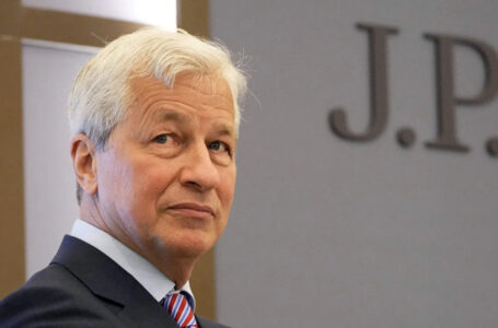 JPMorgan CEO: Bitcoin Has No Intrinsic Value, Regulators Will ‘Regulate the Hell out of It’