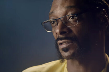 Snoop Dogg Builds Mansion Inside the Sandbox Metaverse