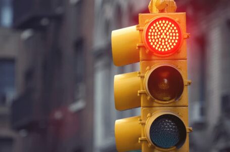 PlanB’s Floor Model First Miss: Bitcoin Price Closed Way Below $98K In November