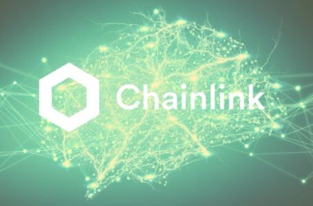 Former Google CEO Becomes Strategic Advisor At Chainlink
