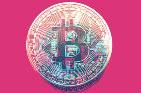 $250 Million Worth of Short Orders Liquidate as Bitcoin Spikes to $44,000