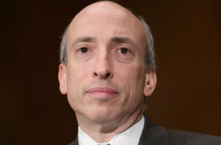 SEC Chair Gensler Asks Staff to Collaborate With CFTC on Regulating Crypto Exchanges