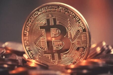 Market Watch: Bitcoin Fights for $38K, LUNA the Only Green Crypto in Top 10