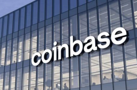 Top Coinbase Officials Jointly Sold Over $1 Billion Worth of COIN Stock