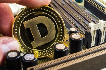 Dogecoin prediction as most altcoins sink amid bearish pressure