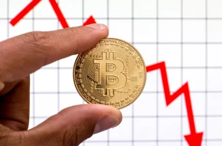 Will Bitcoin (BTC) Price Drop To $19K By August End?