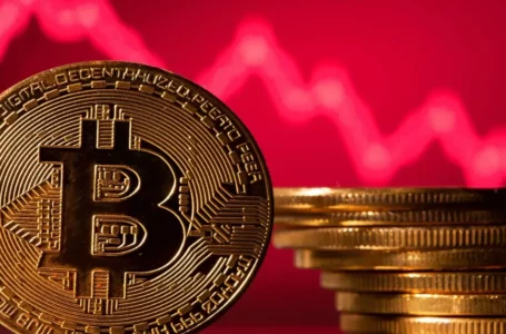 Bitcoin Could Crash by Nearly 40%! Bloomberg Strategist Lays Out The Timeline