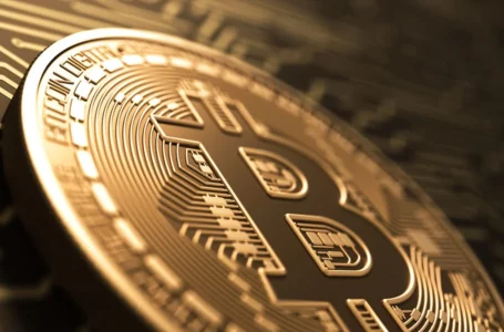 Is Bitcoin Manipulated? Analyst Breaks Down Suspicious BTC Sell-off